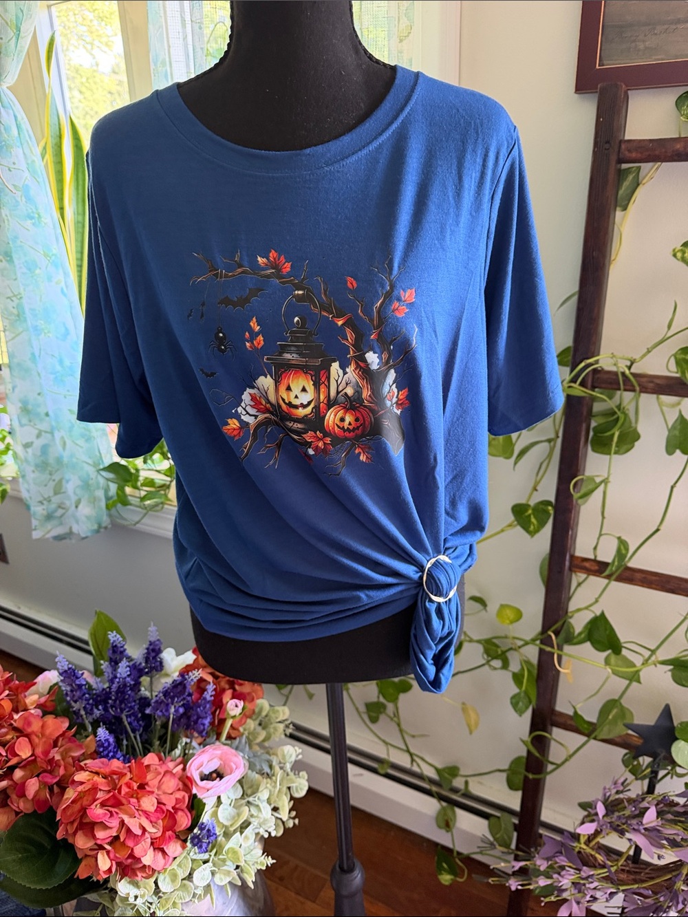Royal Blue Pumpkin Lantern Short Sleeve Tee